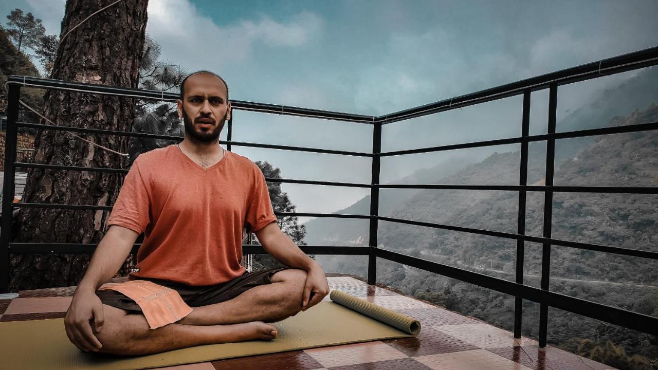 Safarmaina Resort Kasauli Eksteriør bilde