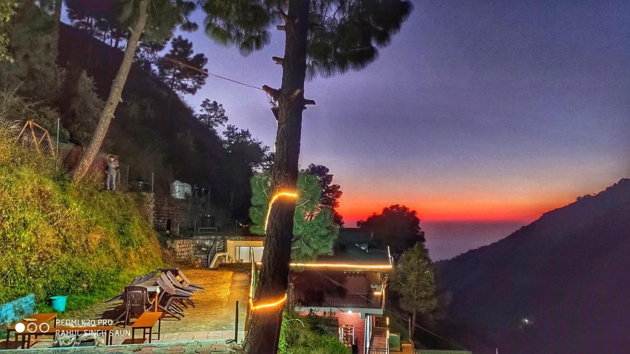 Safarmaina Resort Kasauli Eksteriør bilde