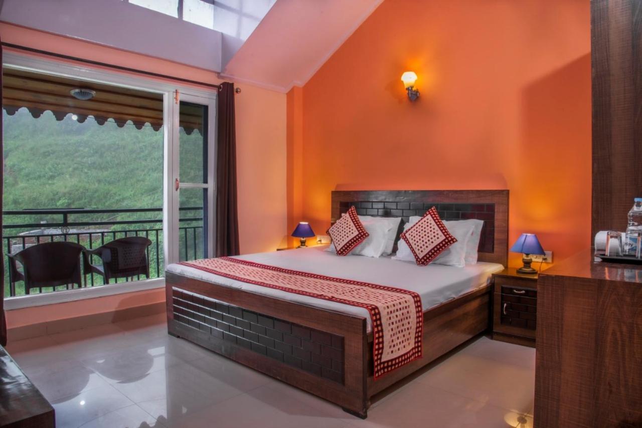 Safarmaina Resort Kasauli Eksteriør bilde