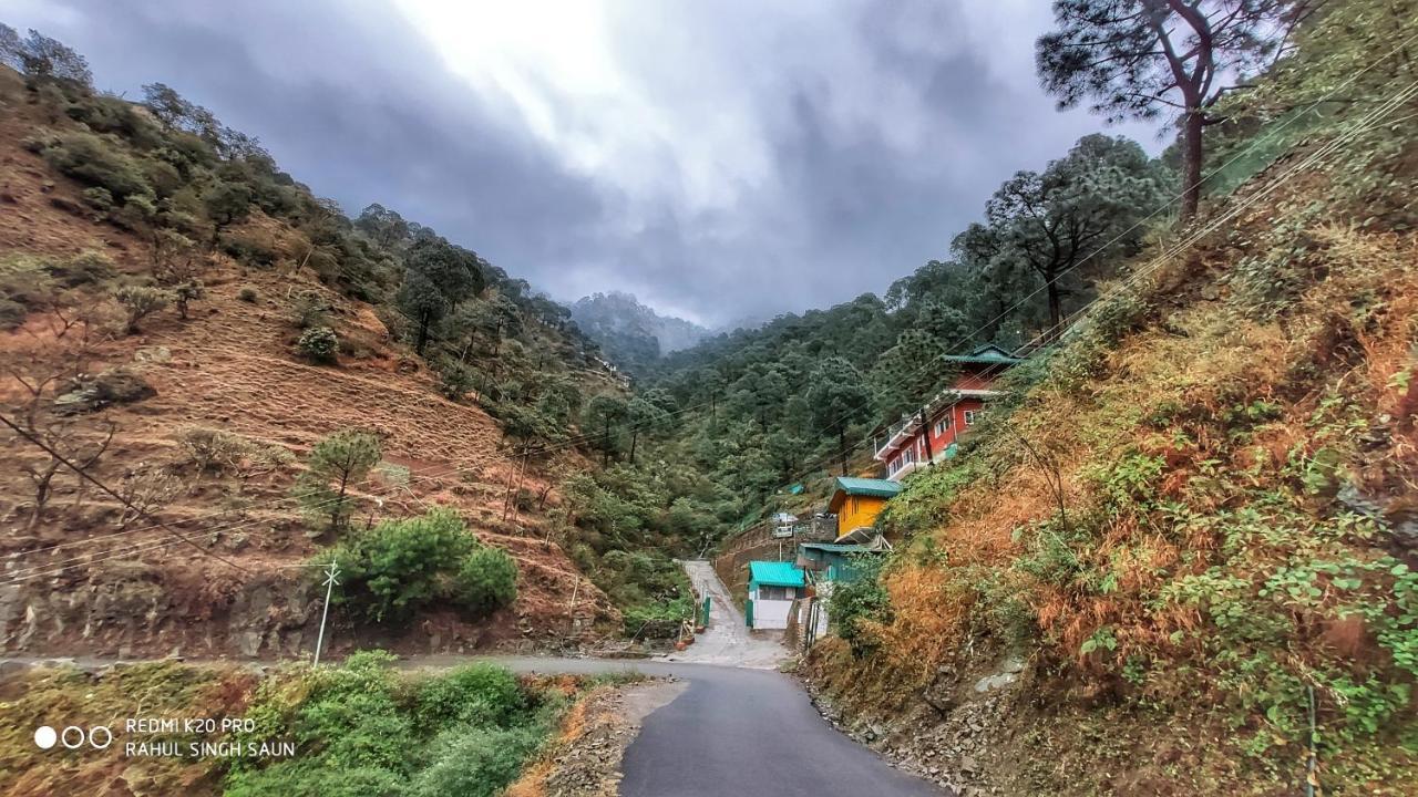Safarmaina Resort Kasauli Eksteriør bilde